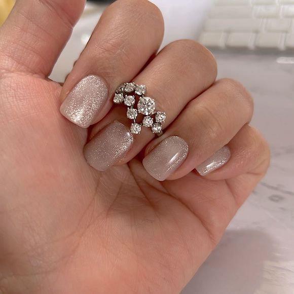 Brilliant cut earth sustainable diamond ring - Picture 8 of 10